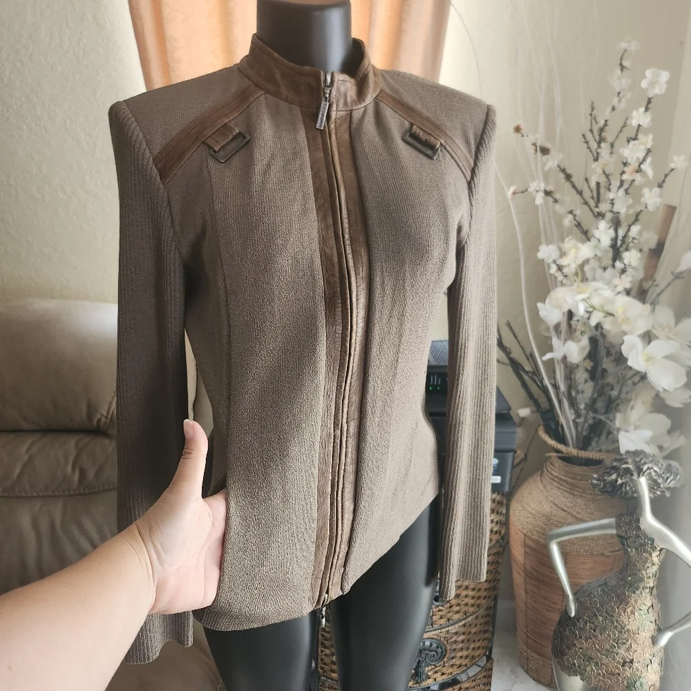 St. John Sport Brown Ribbed Leather Trim Zip Jacket size S